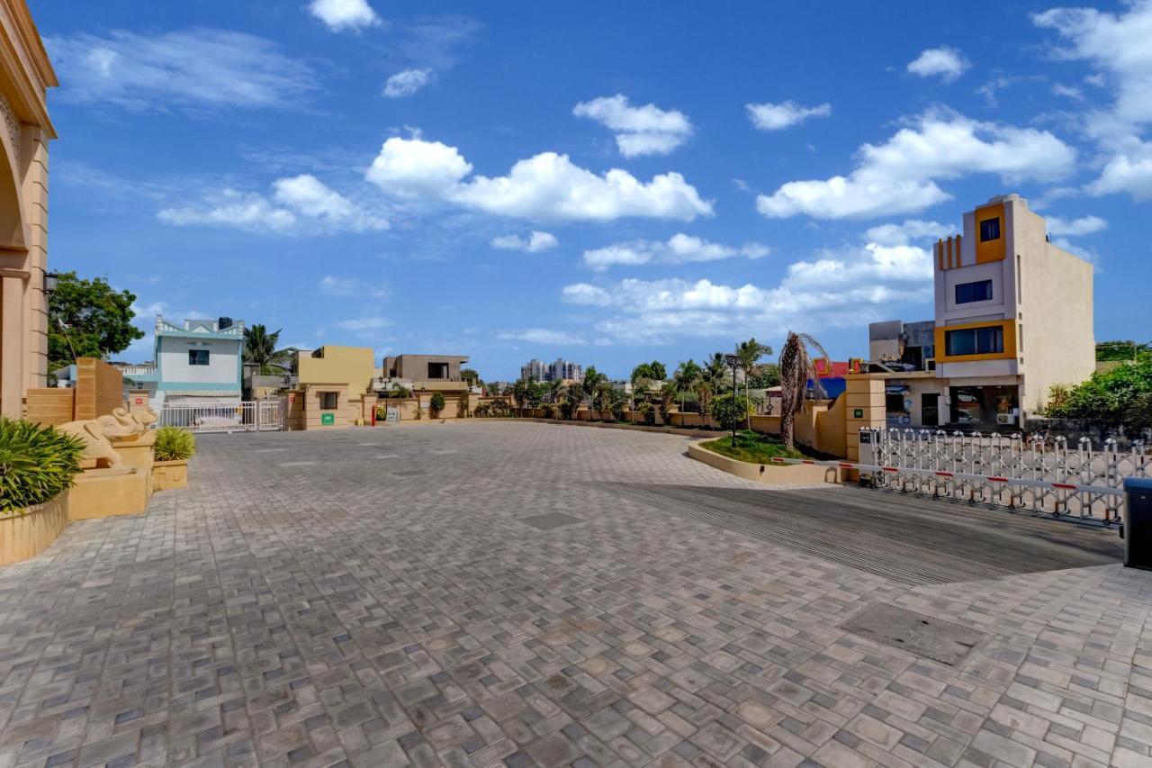 Lemon Tree Premier, 4*