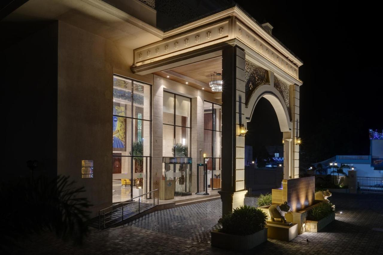 Hotel Lemon Tree Premier, Dwarka (Gujarat)